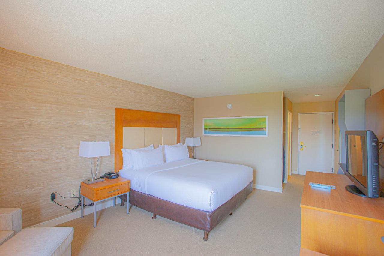 Holiday Inn & Suites Spring - The Woodlands Esterno foto